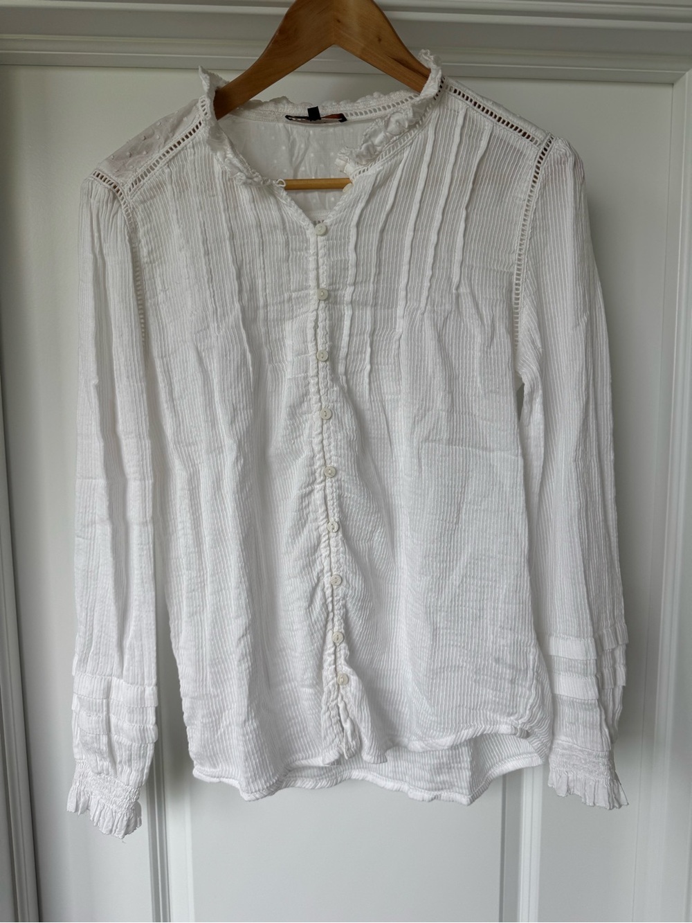 Quince Organic Cotton Peasant Blouse White Medium Textured Ruffle Boho Top